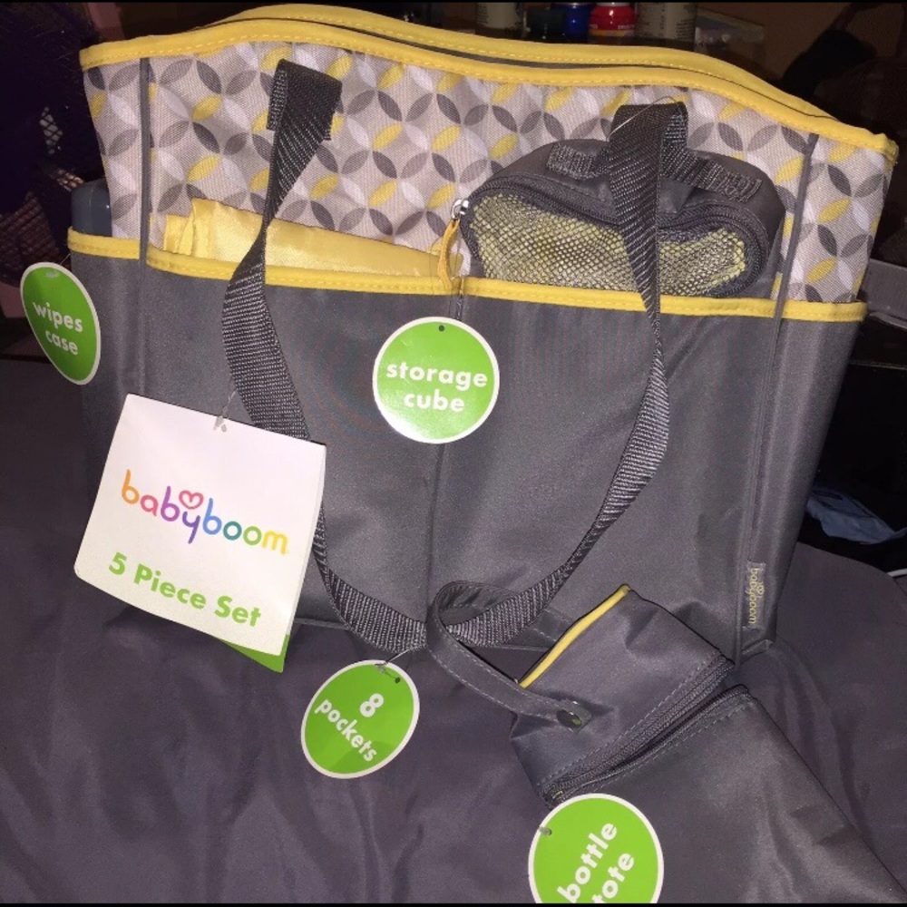 Baby boom grey/Yellow NWT diaper bag tote